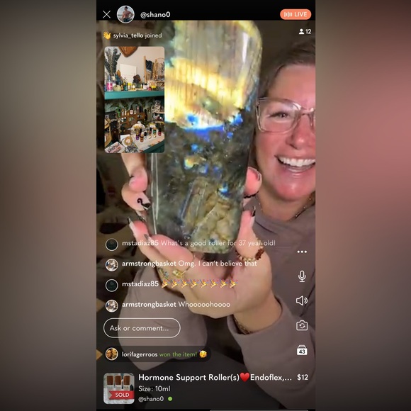 Empowered Women Live Sunday Pop-Up Show💗with @mermaid_mess💗Share Tray Open! - Picture 2 of 15